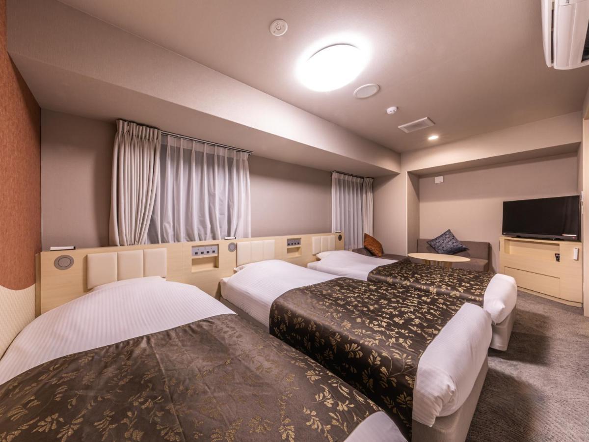Apa Hotel Shin Osaka Eki Tower Buitenkant foto
